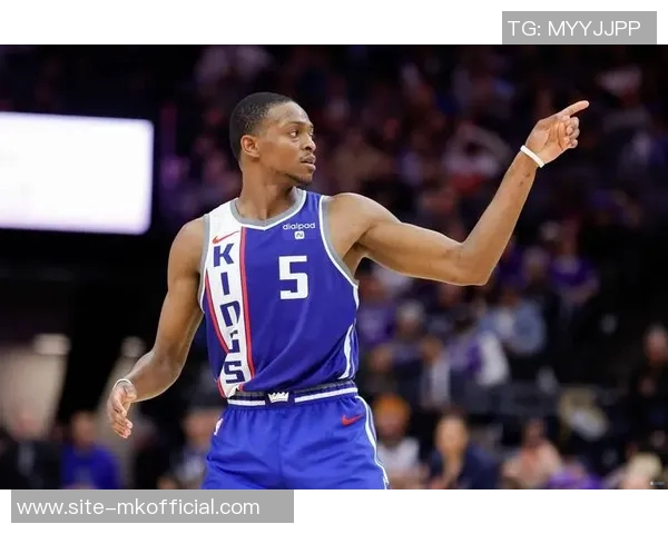 福克斯：今晚球队在胜利中展现成长与成熟的表现